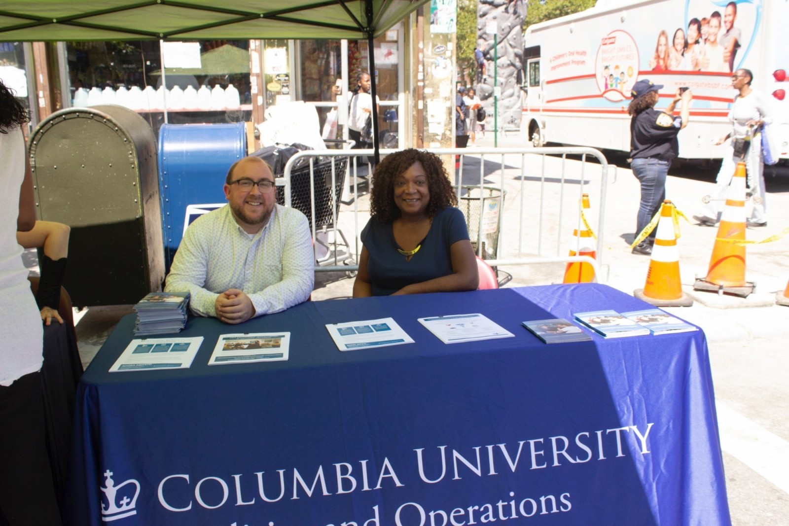 Facilities and Operations team members Analyst for Compliance & Reporting Matthew Simon, and Assistant Vice President for University Diversity & Program Integration Tanya Pope, share information about key University programs with the community. Facilities and Operations team members Analyst for Compliance & Reporting Matthew Simon, and Assistant Vice President for University Diversity & Program Integration Tanya Pope, share information about key University programs with the community.